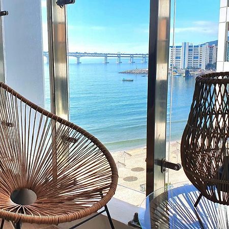 Holiday Apt Gwangan Beach ปูซาน ภายนอก รูปภาพ