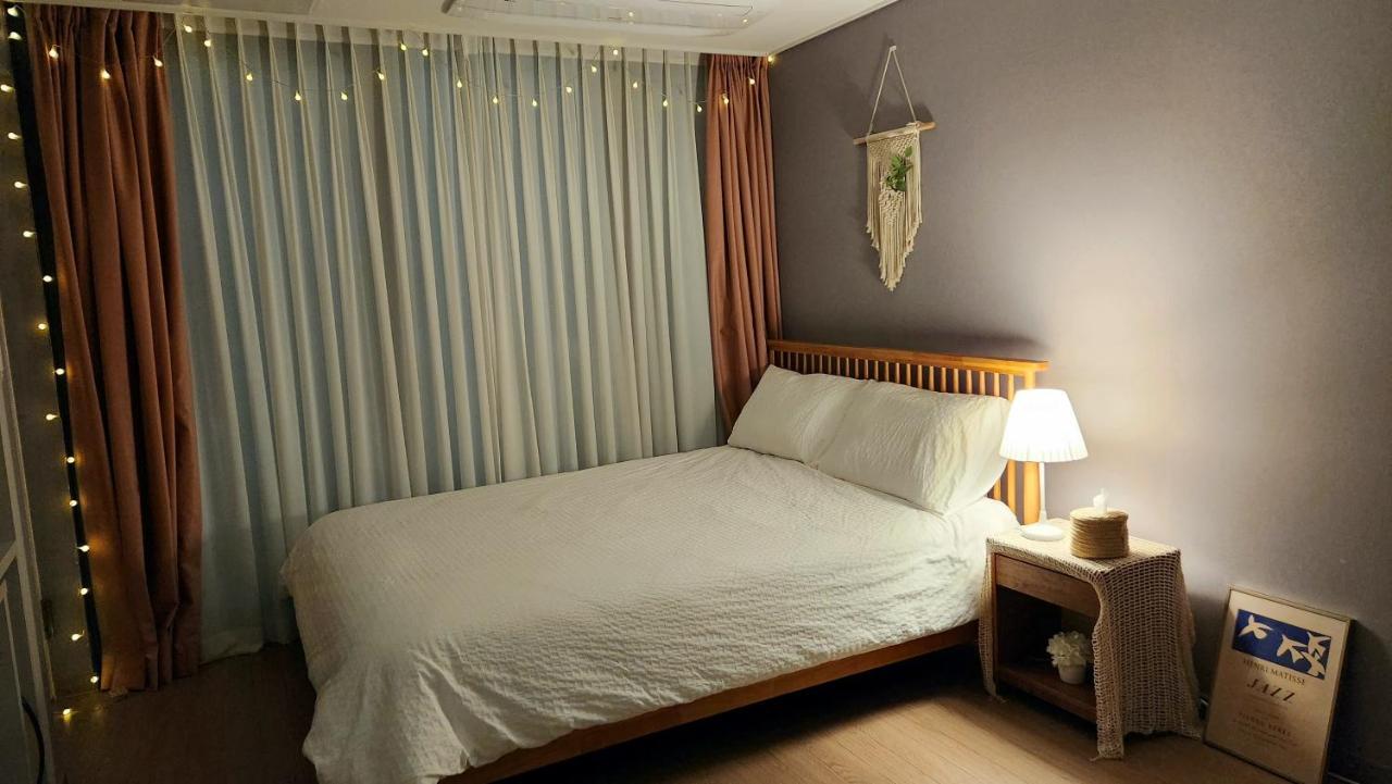 Holiday Apt Gwangan Beach ปูซาน ภายนอก รูปภาพ